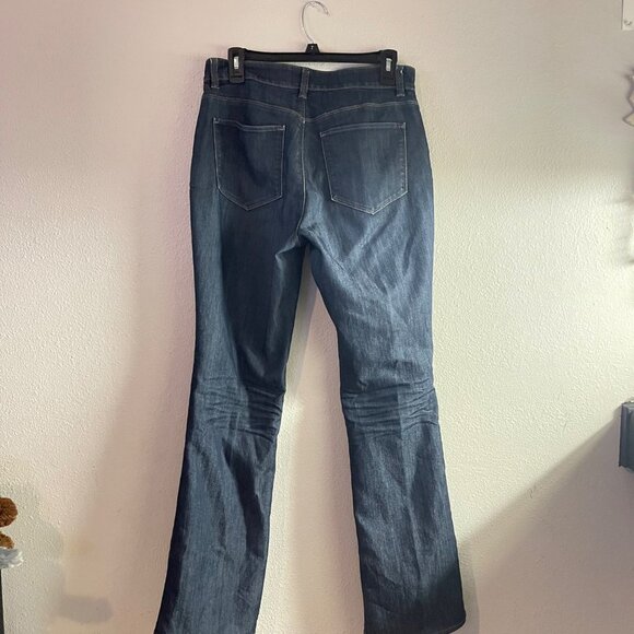 Ann‎ Taylor Curvy Fit Wide Leg 69% Cotton Size 6 Mid Rise Boot cut Jeans - Picture 3 of 5